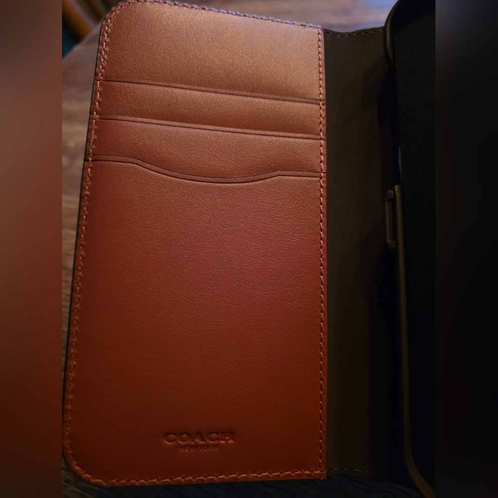 Unopened New Sealed  iPhone 12 12 Pro Coach Wallet Phone Case Tan Signature Le… - Picture 8 of 10